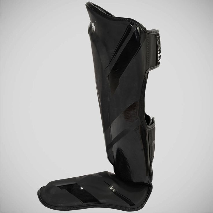 Challenger Shin Guards Matte Black – Lightweight & Durable Protection for MMA & Muay Thai